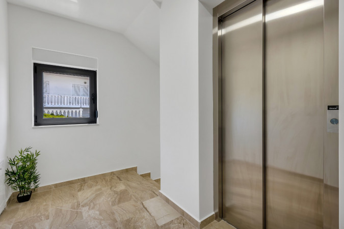 Studio Apartment 2+1, Apartments Lux in Tučepi mit Meerblick, Aufzug und Garage, Dalmatien - Kroatien Tučepi
